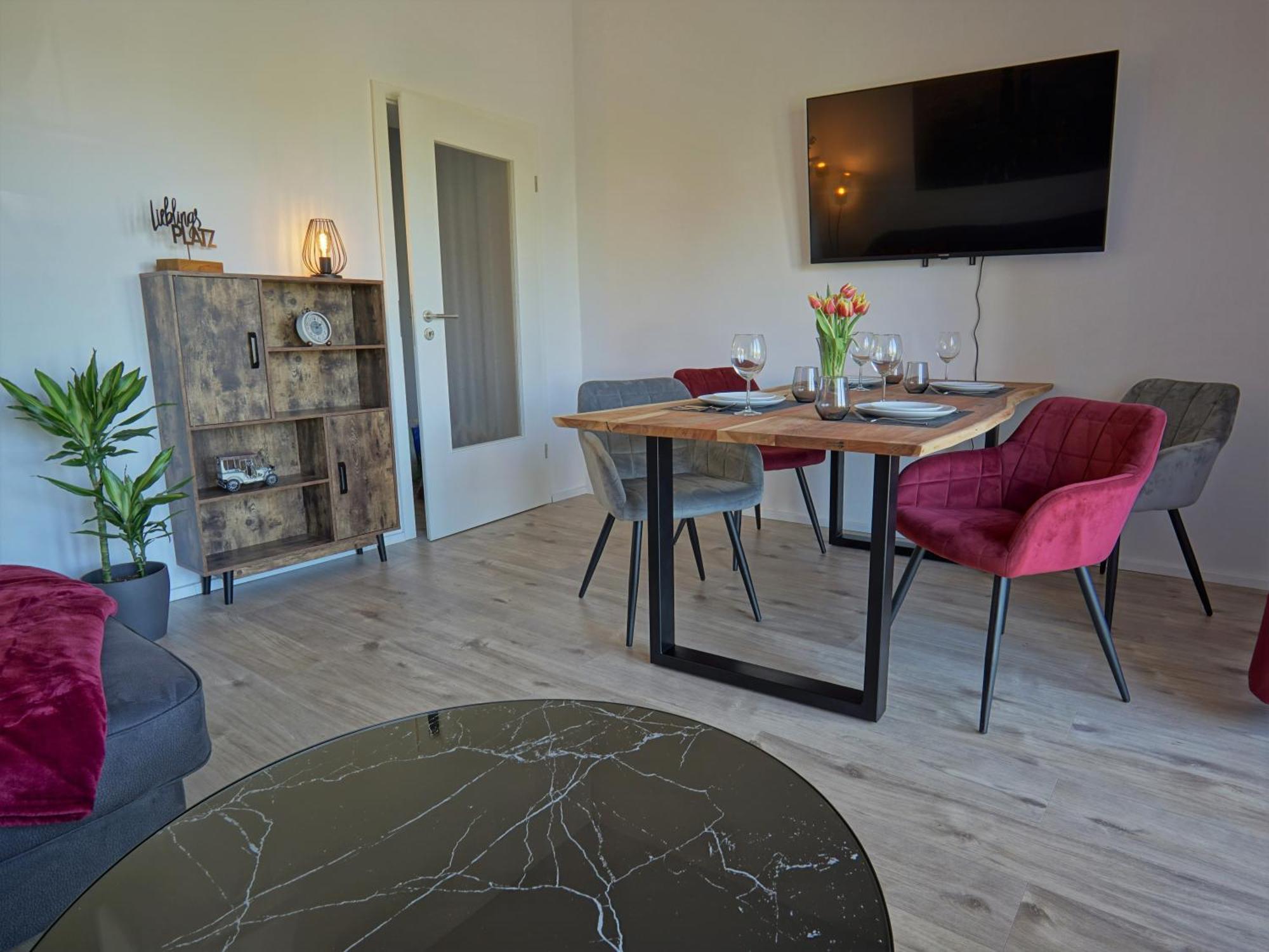 "Hogulu" Brandenburg, Balkon, Neustadt, Kueche, Wassernaehe - Parkplatz Inklusive Apartment Brandenburg  Cameră foto