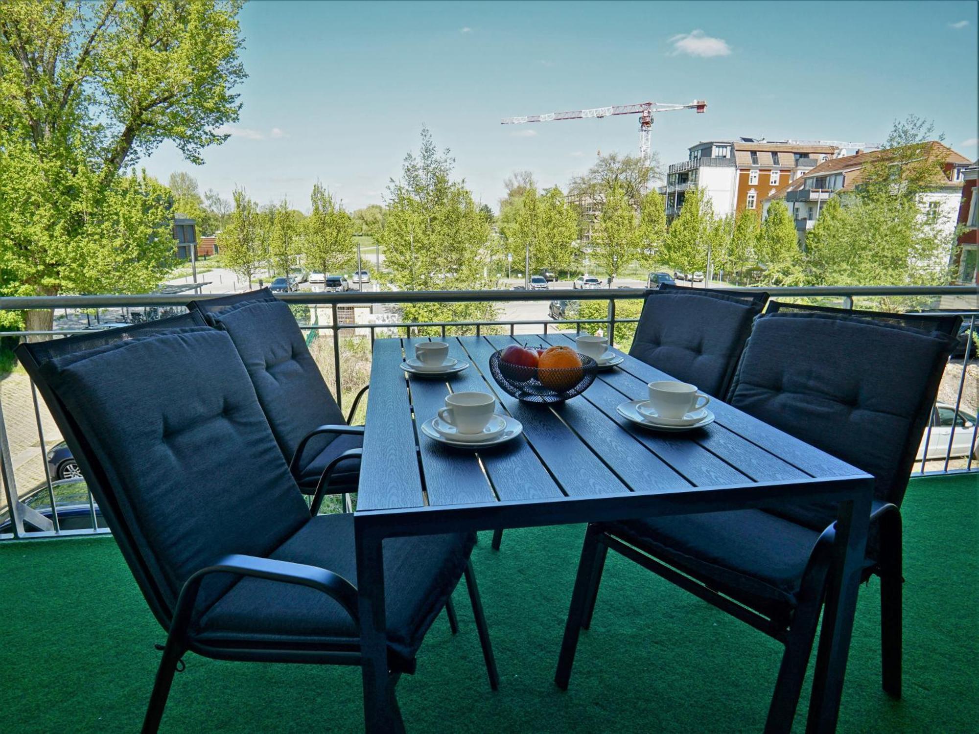 "Hogulu" Brandenburg, Balkon, Neustadt, Kueche, Wassernaehe - Parkplatz Inklusive Apartment Brandenburg  Cameră foto
